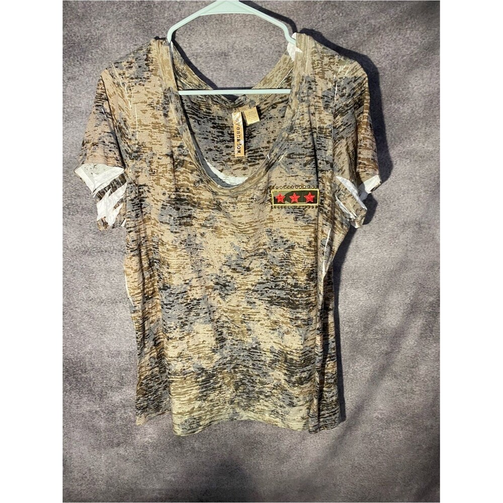 Eyeshadow Burnout Camo Top Women's 2X Distressed Short Sleeve Star Studded Patch